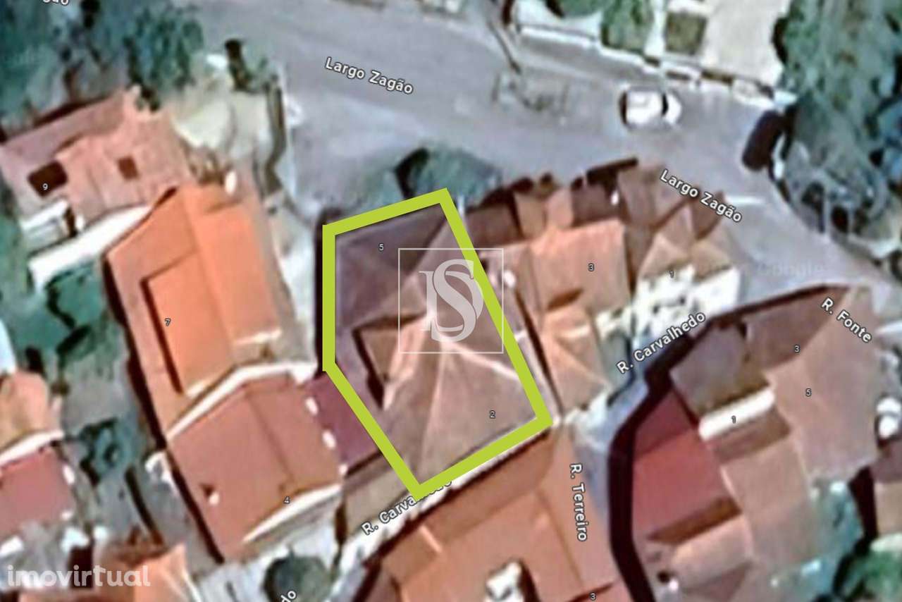 Moradias T2 e T3 para restaurar em Sabugosa - Grande imagem: 5/28