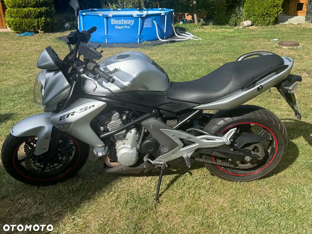 Kawasaki ER - 3