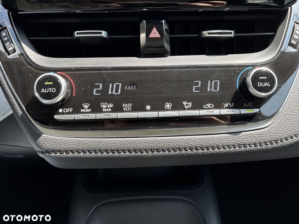 Toyota Corolla - 29