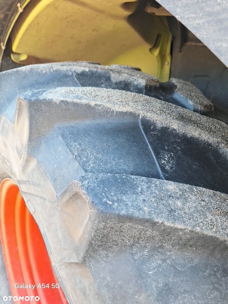 Claas ARION 640 Cebis - 8