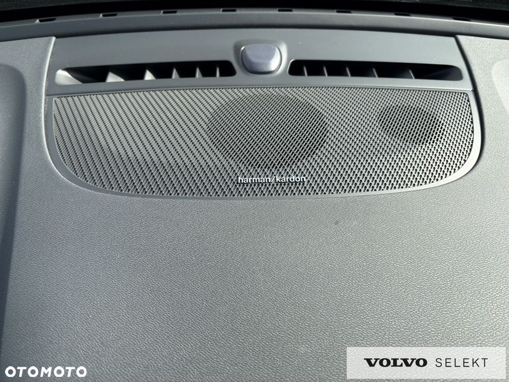 Volvo XC 40 - 21