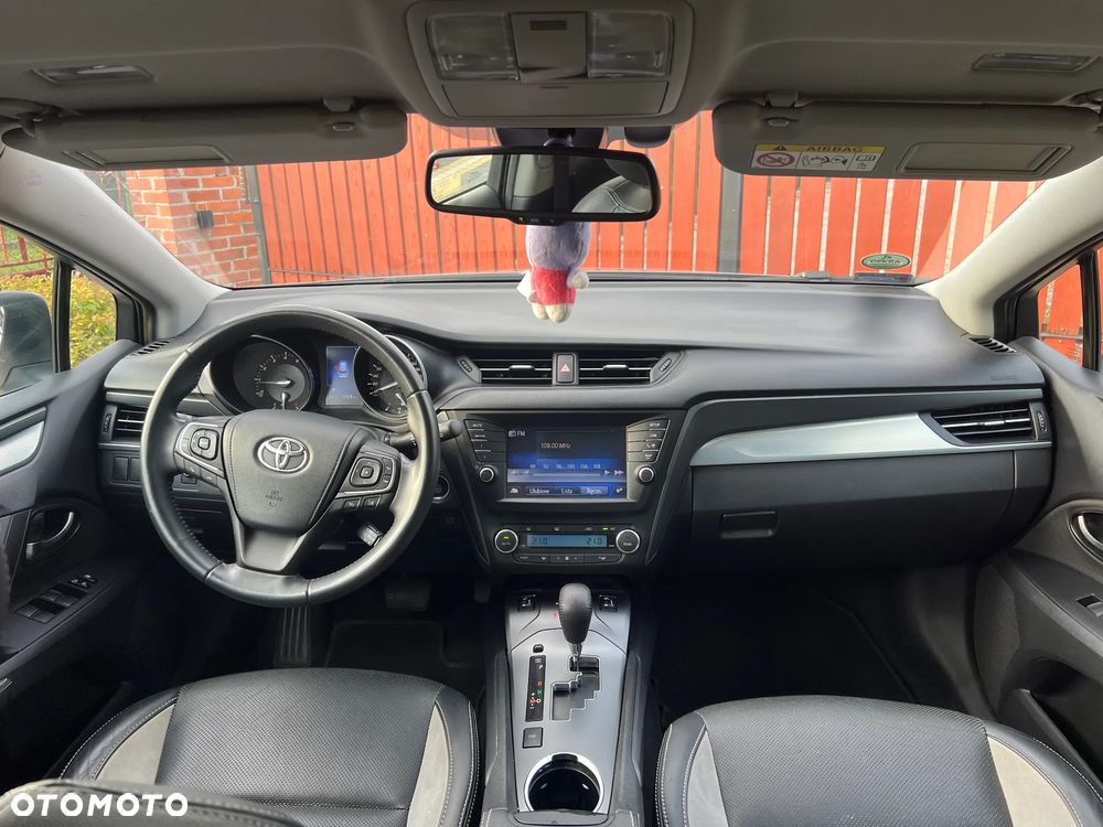 Toyota Avensis 1.8 Prestige MS - 5