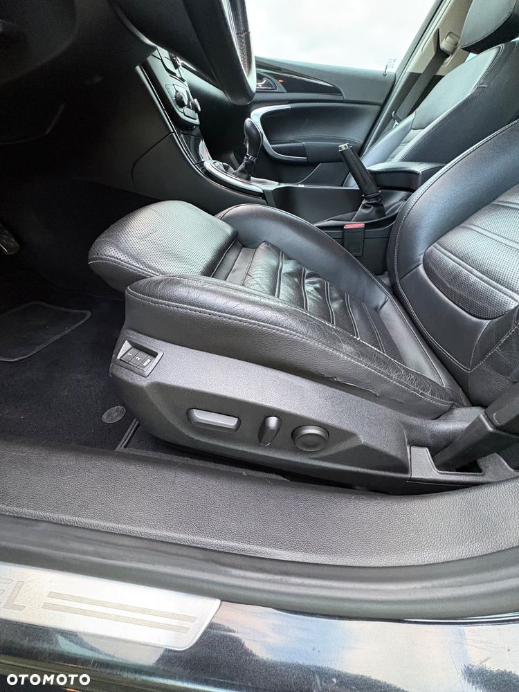 Opel Insignia 2.0 Turbo 4x4 Cosmo - 15