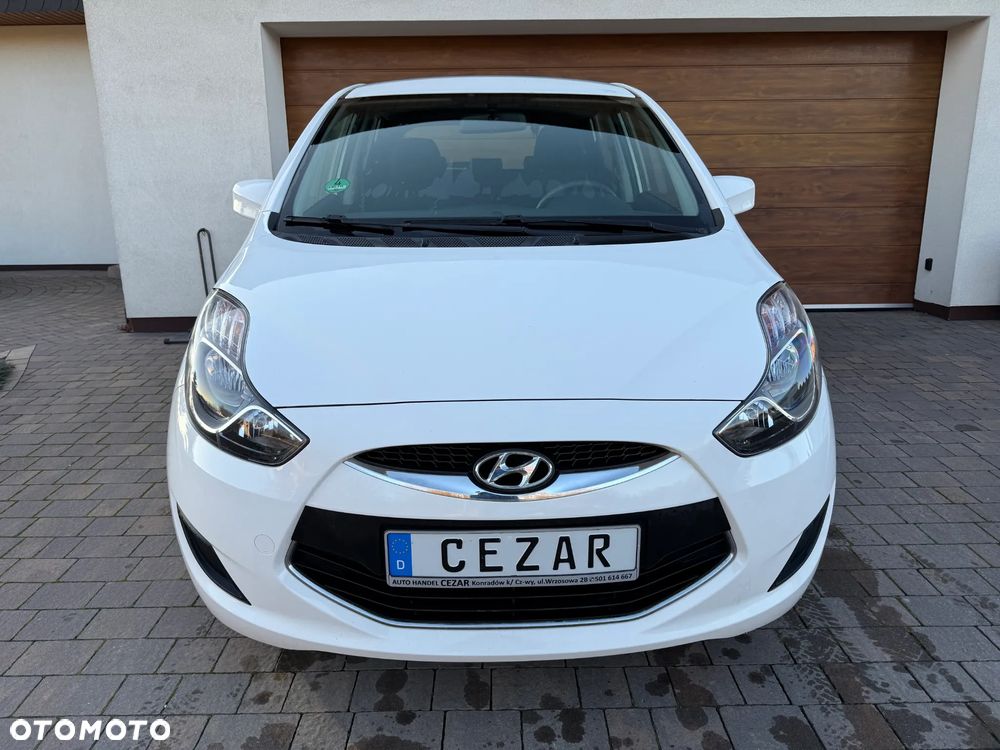 Hyundai ix20 - 25