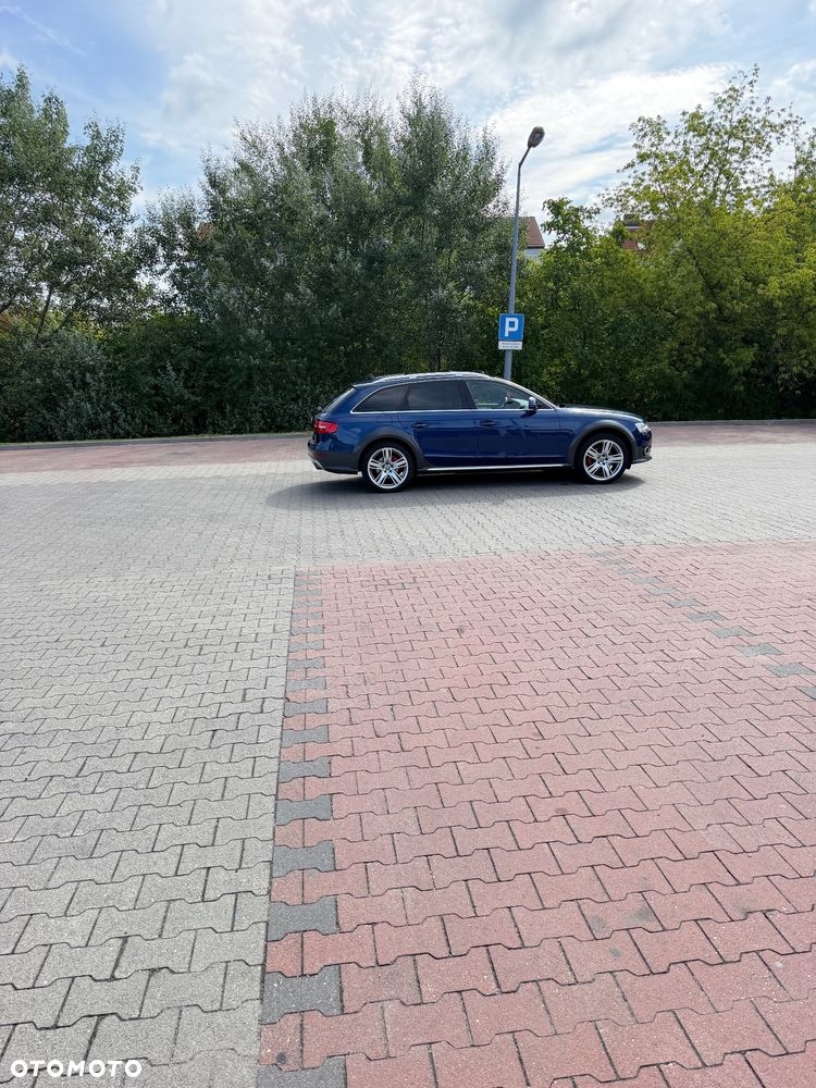 Audi A4 Allroad - 17
