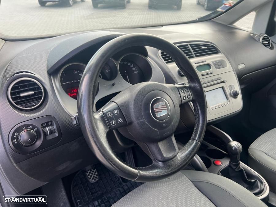 SEAT Toledo 2.0 TDI Stylance - 5