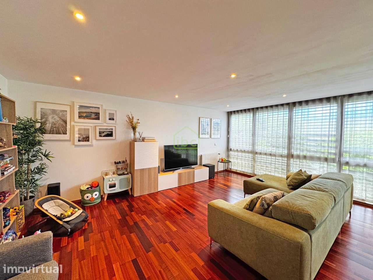 Apartamento T2 | Vilar do Pinheiro - Grande imagem: 2/21