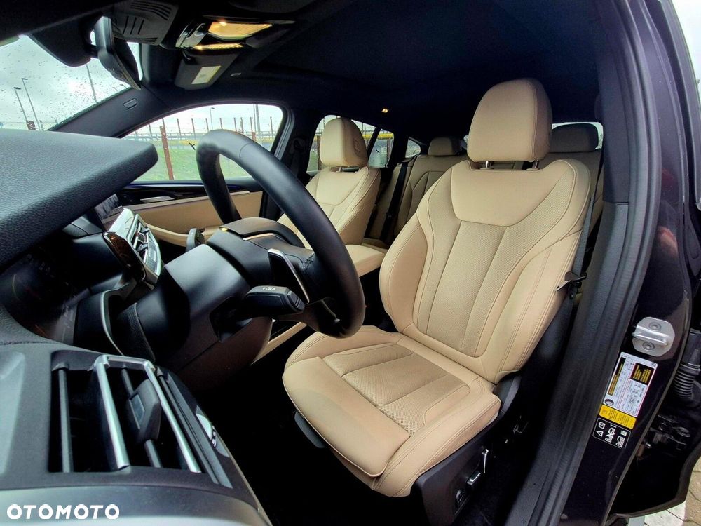 BMW X4 - 21