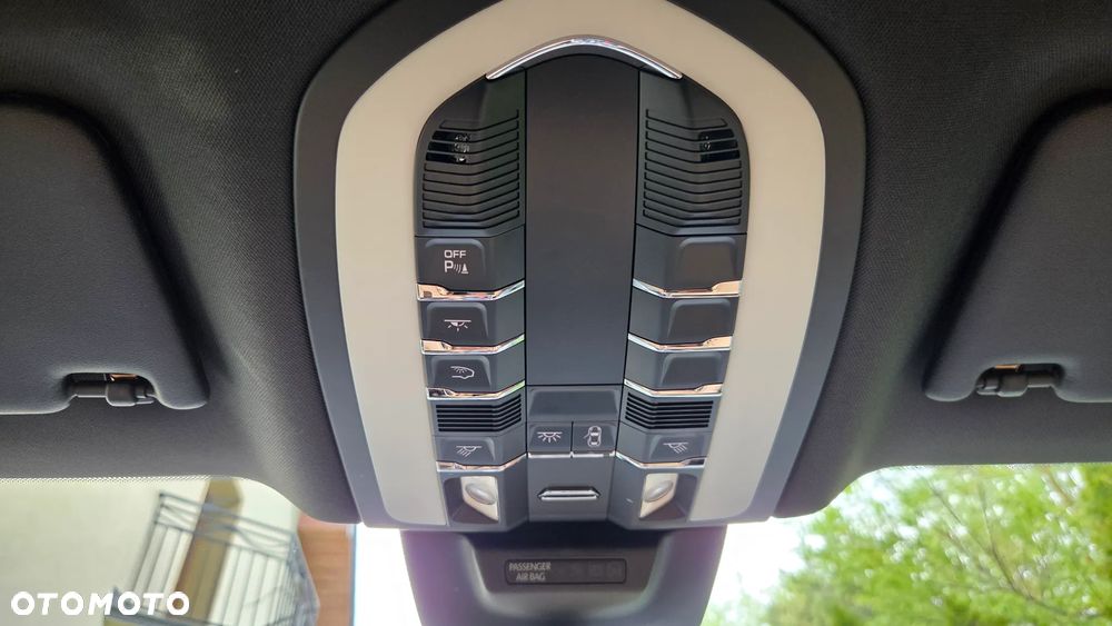 Porsche Macan Standard - 22