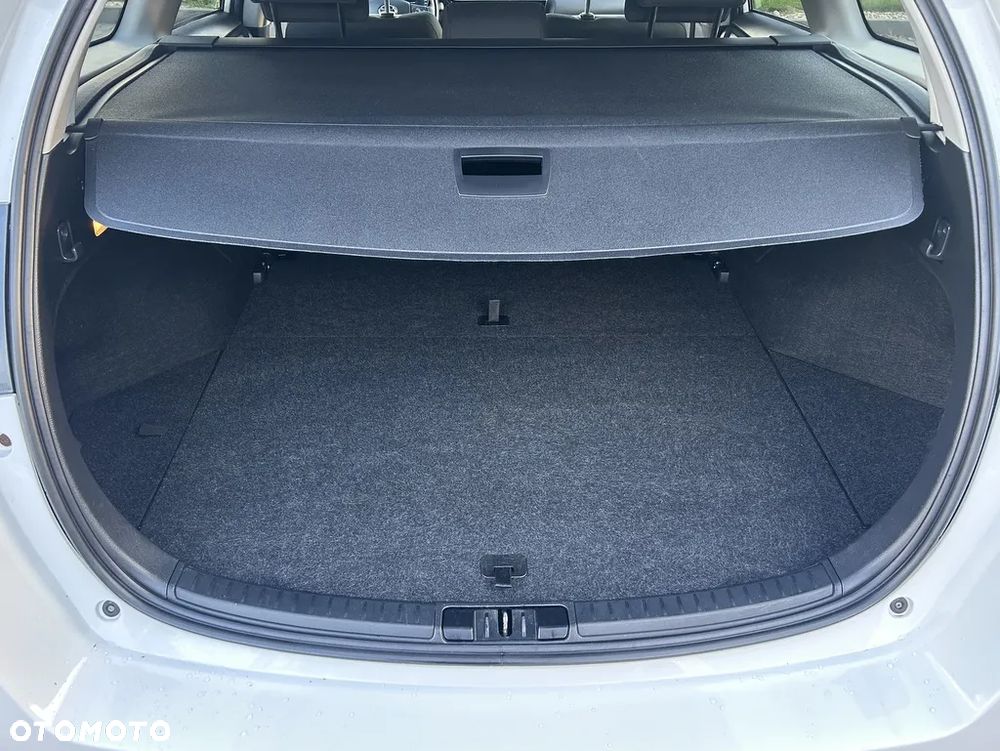 Toyota Auris 1.8 VVT-i Hybrid Automatik Executive - 34