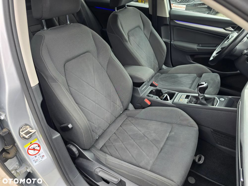 Volkswagen Golf - 15