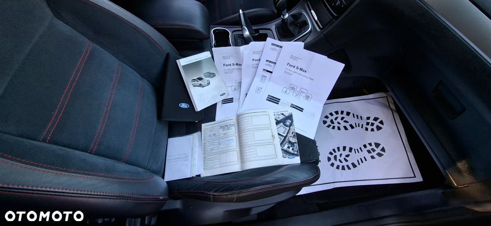 Ford S-Max 2.0 TDCi DPF Titanium - 32