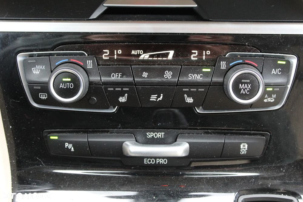 BMW Seria 2 218i Luxury Line - 22