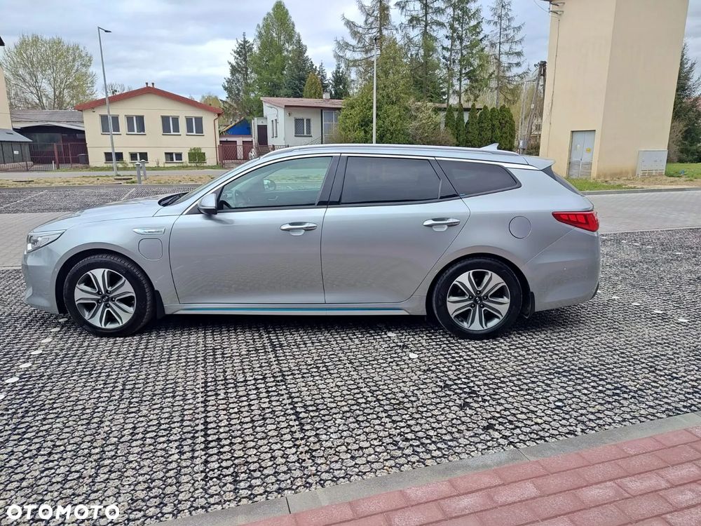Kia Optima Plug-in Hybrid - 8
