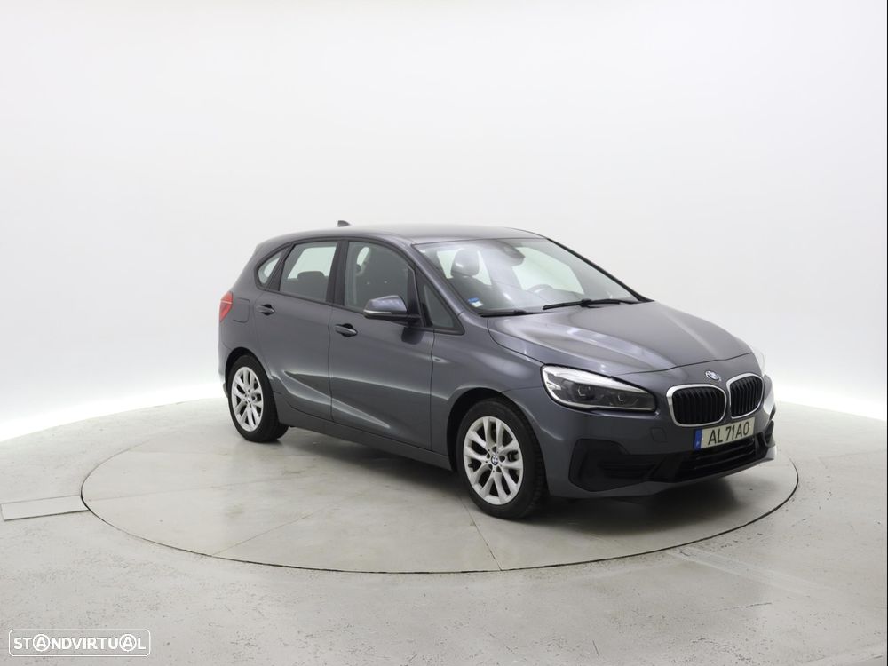 BMW 225xe Active Tourer - 11