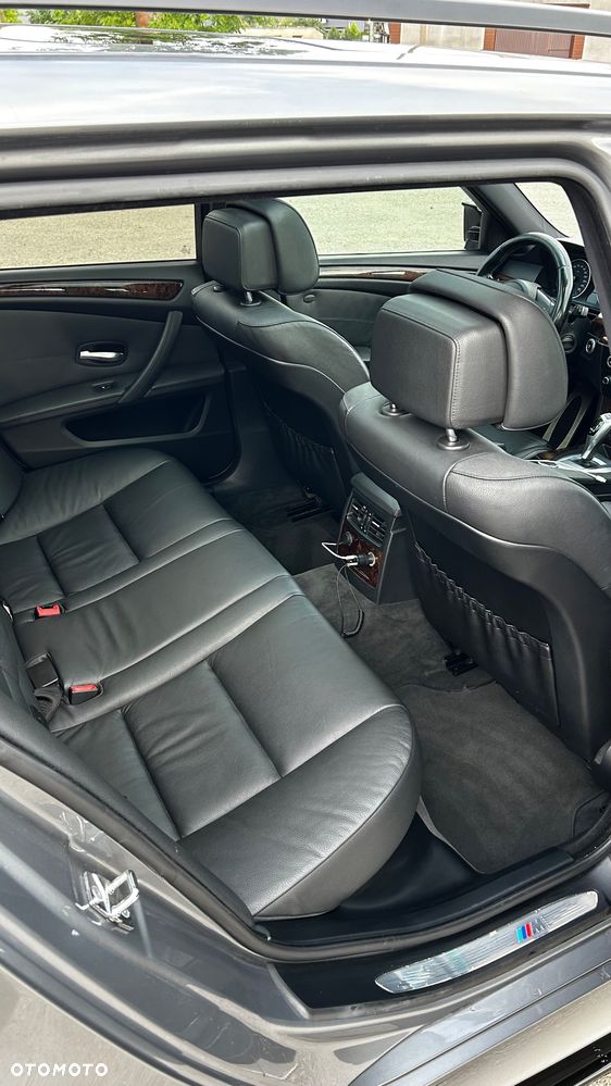 BMW Seria 5 530d - 11