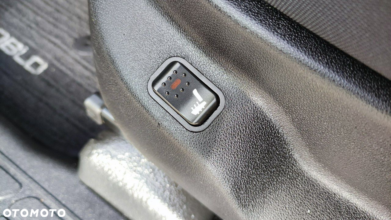 Fiat Doblo - 25