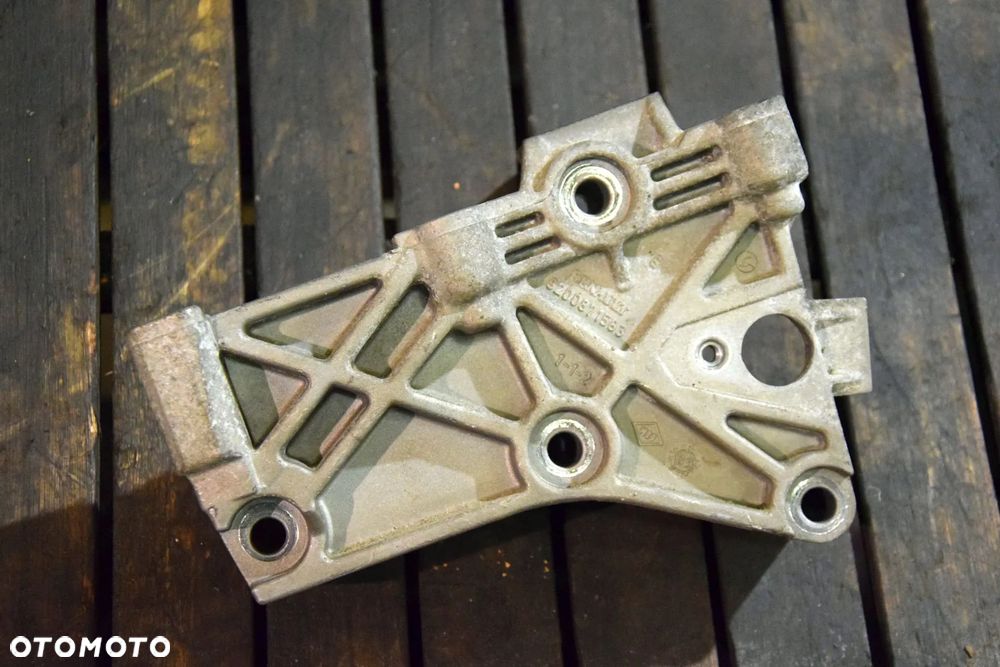 Dacia Sandero Logan Duster Łapa silnika 8200871583 - 1