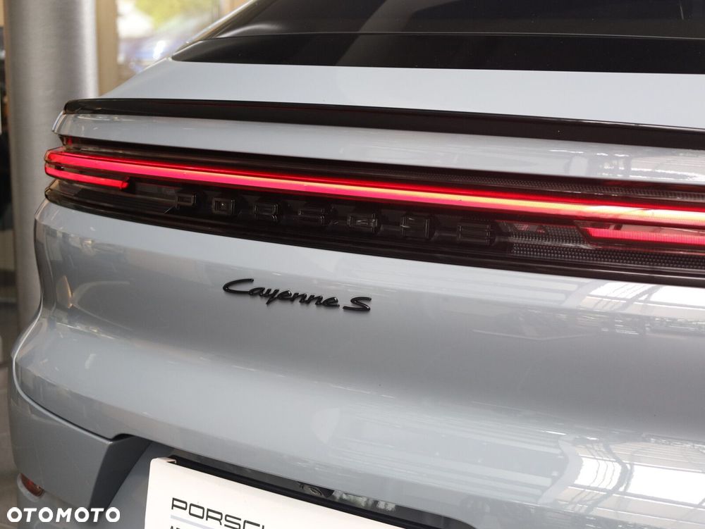 Porsche Cayenne S - 23