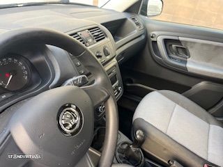 Skoda Fabia Break 1.2 TDi Active Plus - 18