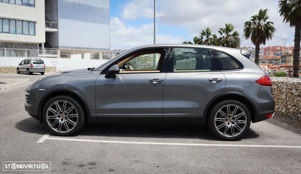 Porsche Cayenne S Tiptronic S - 5