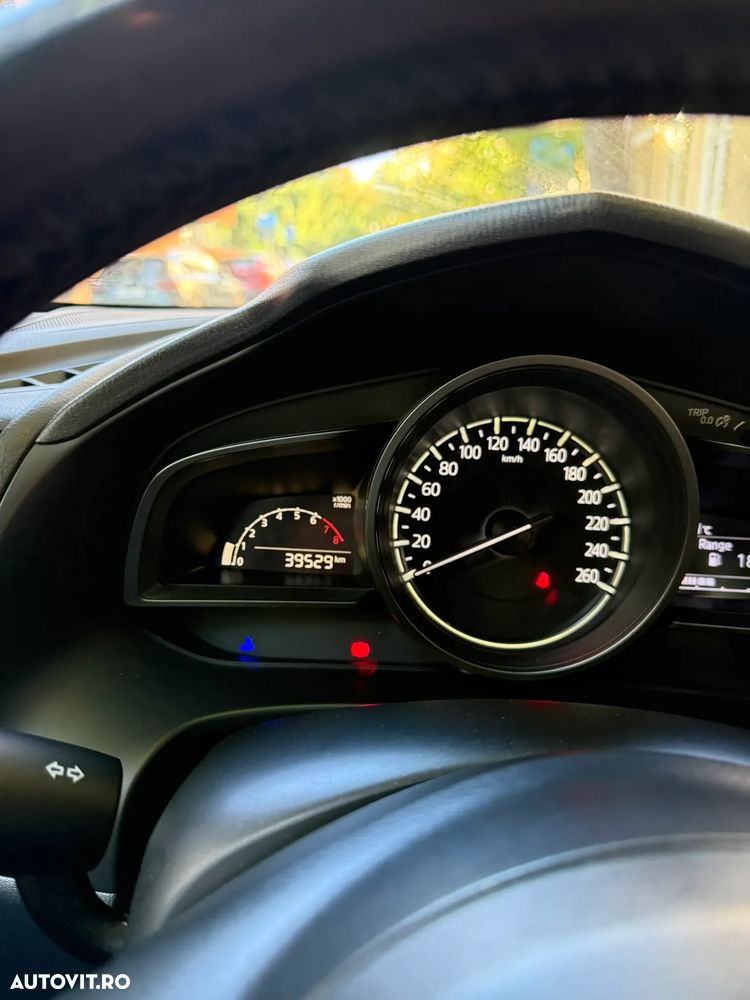 Mazda 3 - 5