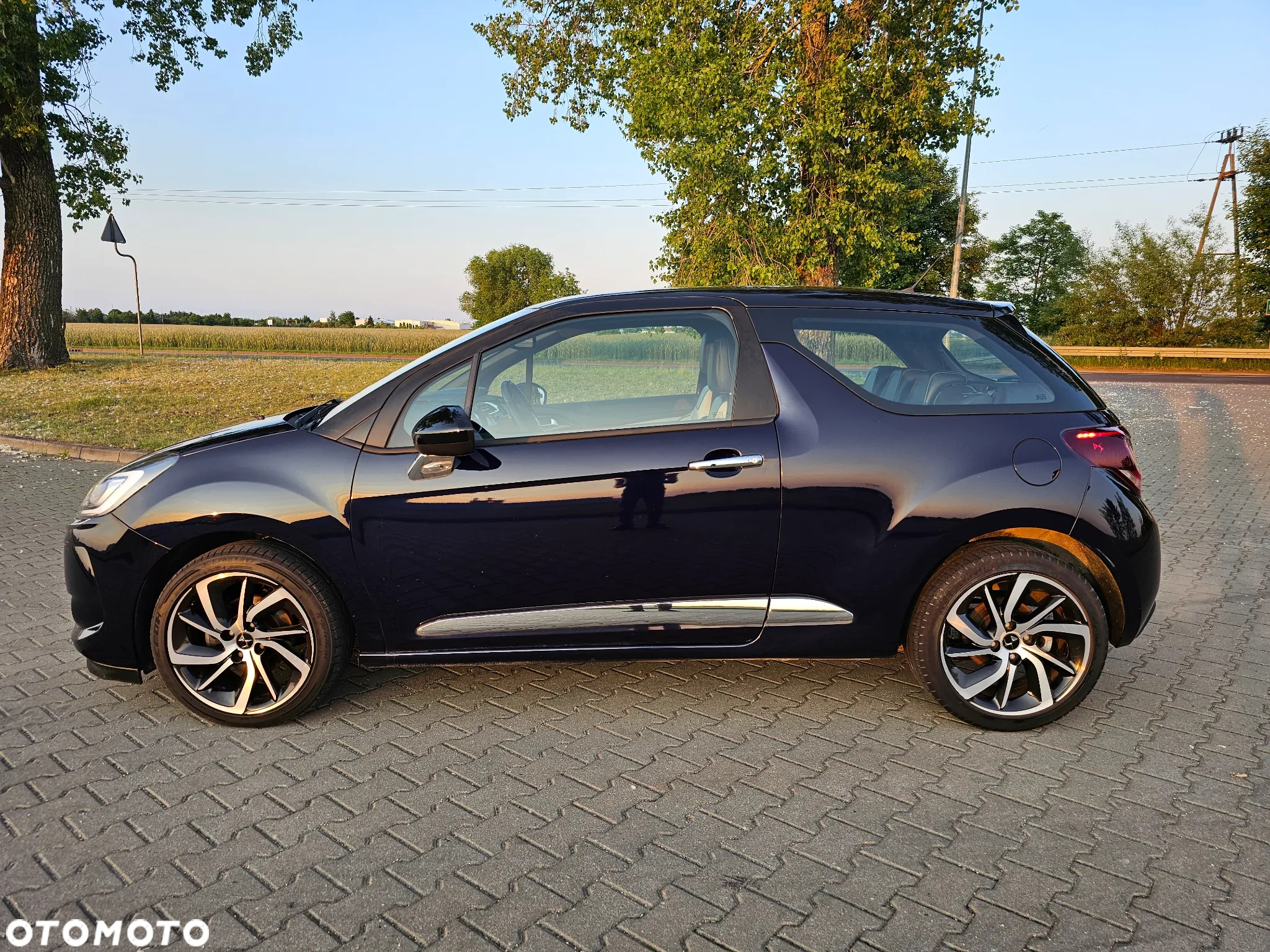 Citroën DS3 PureTech 110 Start & Stop So Paris - 9
