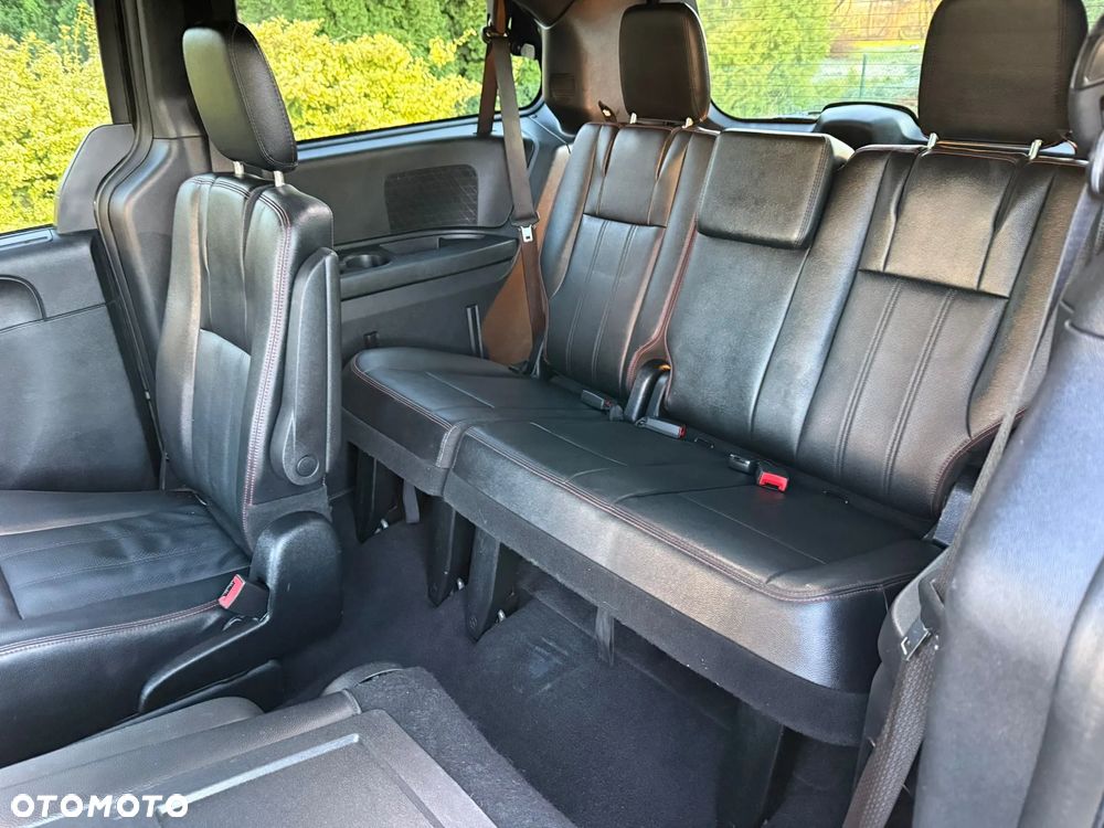 Dodge Grand Caravan 3.6 R/T - 17