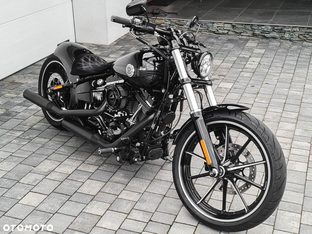 Harley-Davidson FXSB Breakout - 11