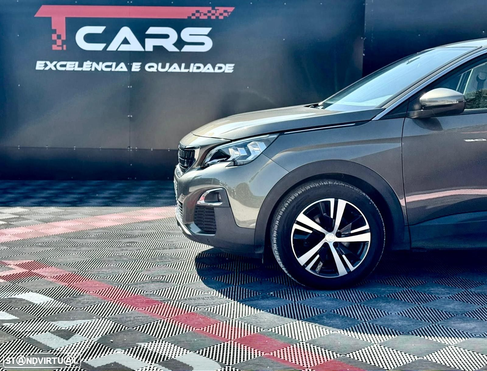 Peugeot 3008 1.5 BlueHDi Allure EAT8 - 21