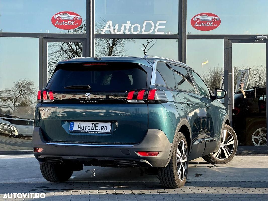 Peugeot 5008 - 4