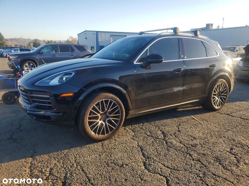 Porsche Cayenne Standard