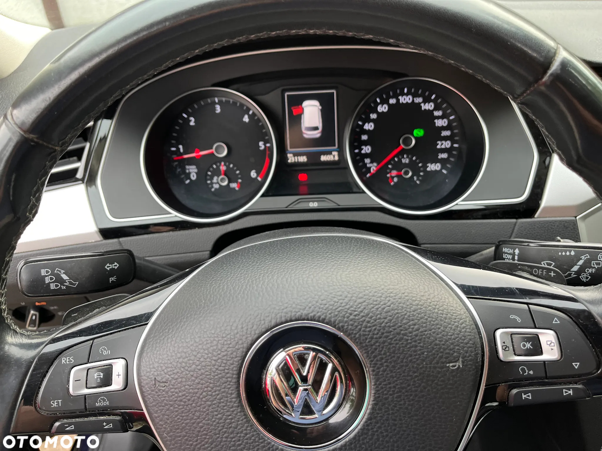 Volkswagen Passat 2.0 TDI BMT Comfortline DSG - 10