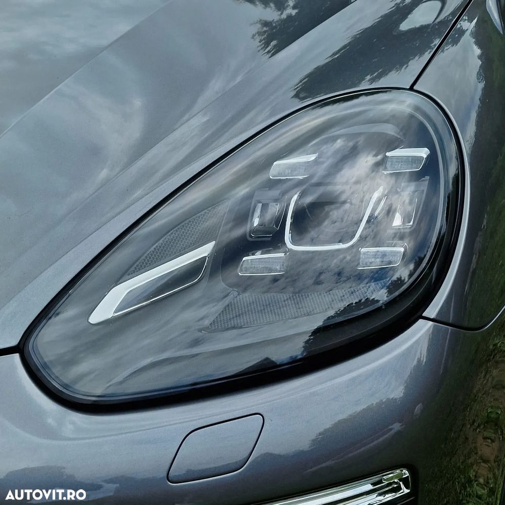 Porsche Cayenne S Diesel Platinum Edition - 5