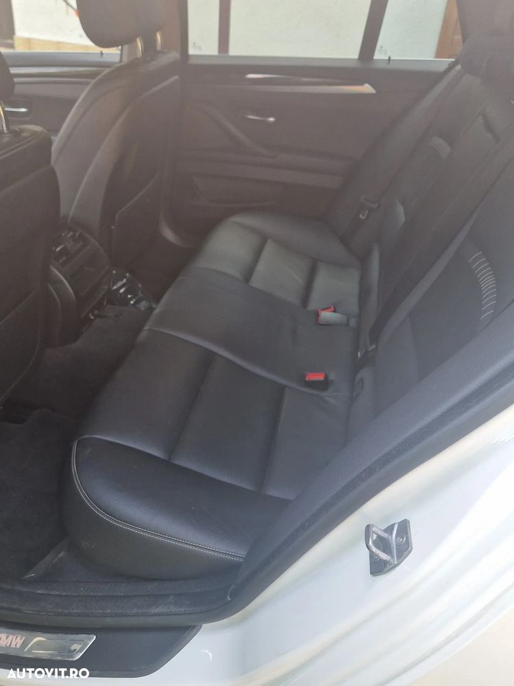 BMW Seria 5 520d Luxury Line - 18