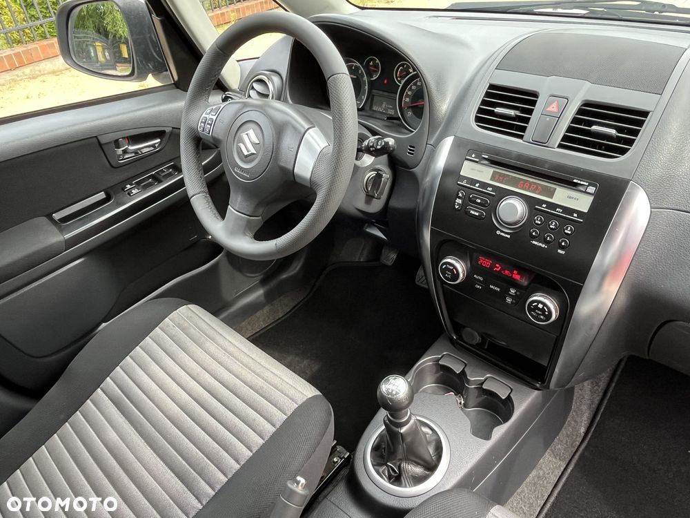 Suzuki SX4 1.6 VVT 4x2 City - 13