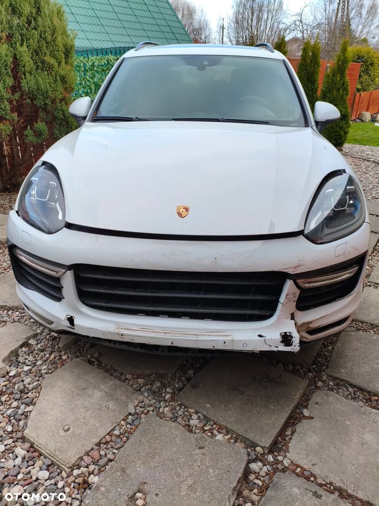 Porsche Cayenne GTS - 1