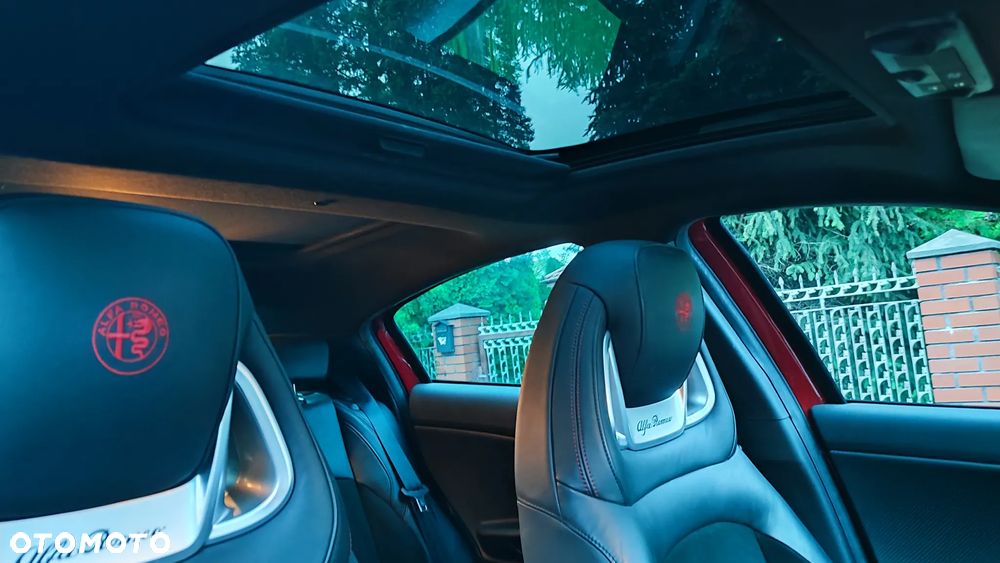 Alfa Romeo Giulietta 1750 TBi Veloce TCT - 11