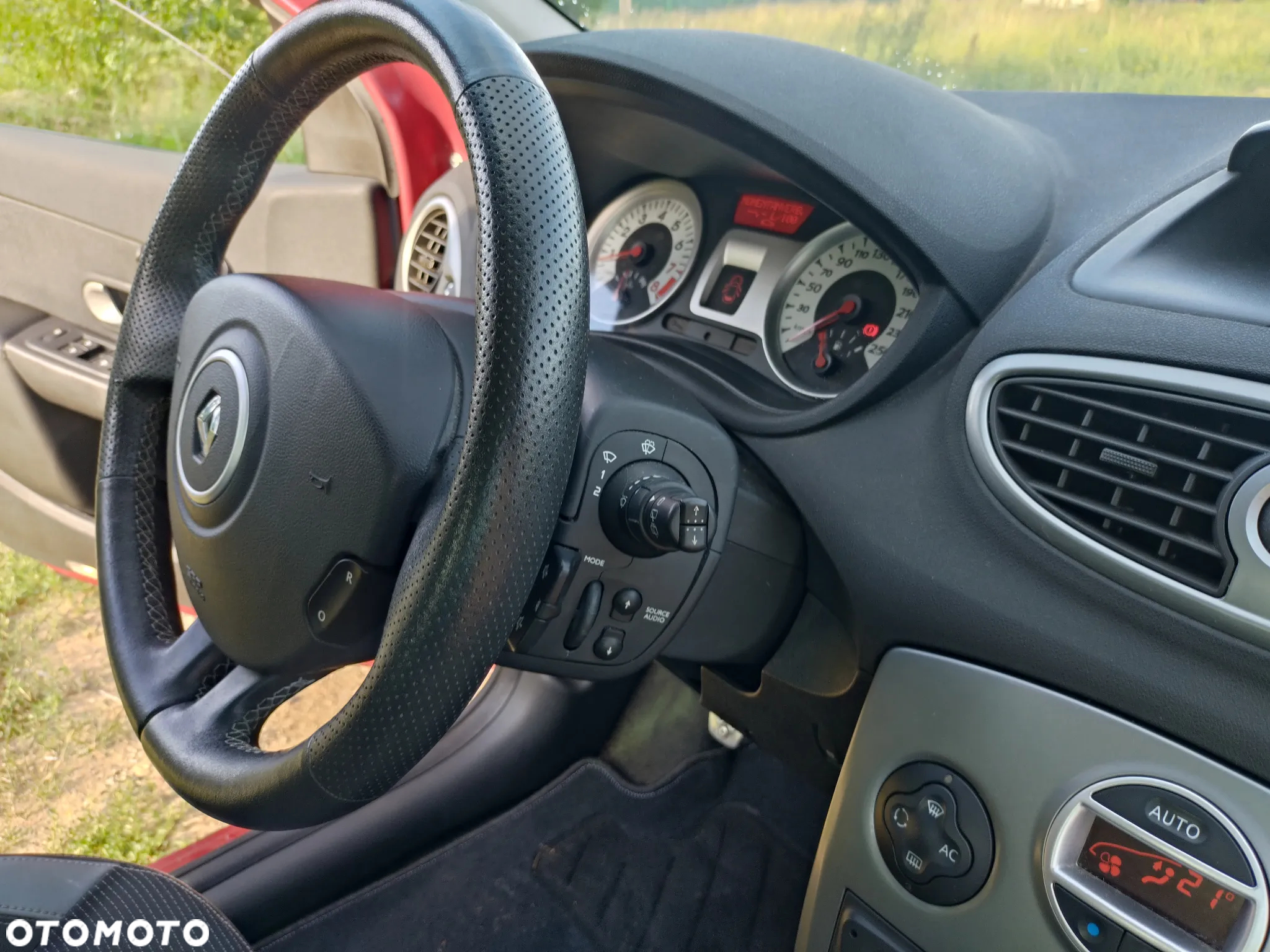 Renault Clio 1.6 16V 130 GT - 31