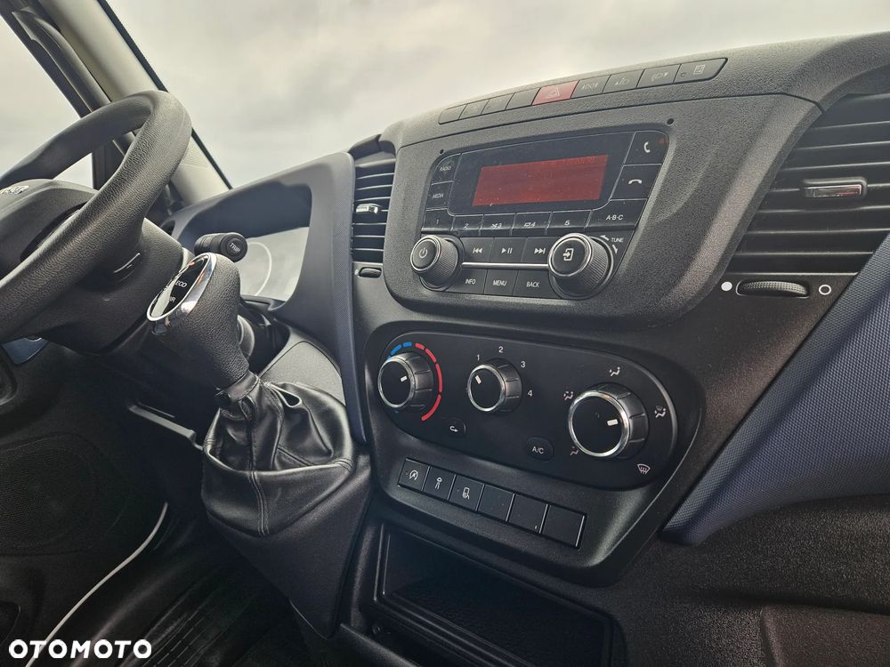 Iveco Daily 35-140, Hi-Matic Kontener plus winda 750 kg. - 25