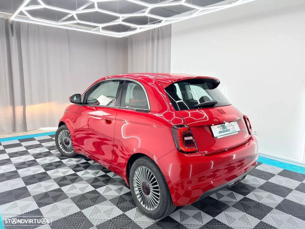 Fiat 500e 23,8kWh Red - 6