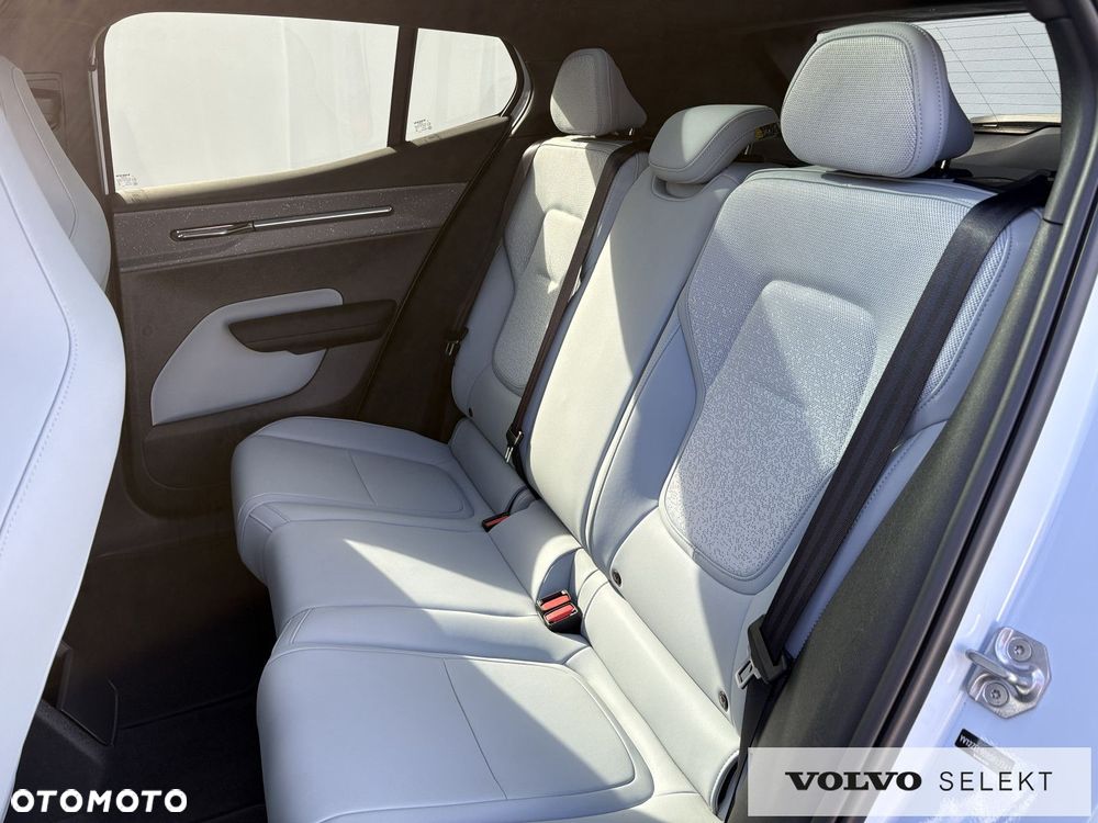 Volvo EX30 - 9