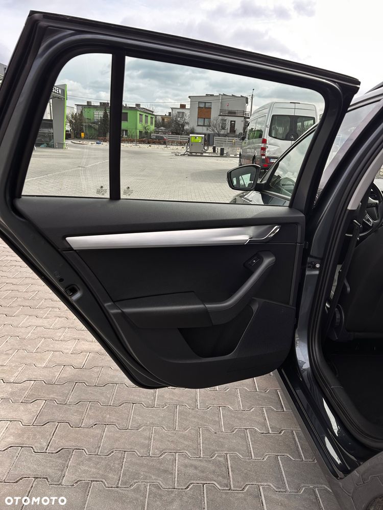 Skoda Octavia 1.5 TSI Ambition - 22