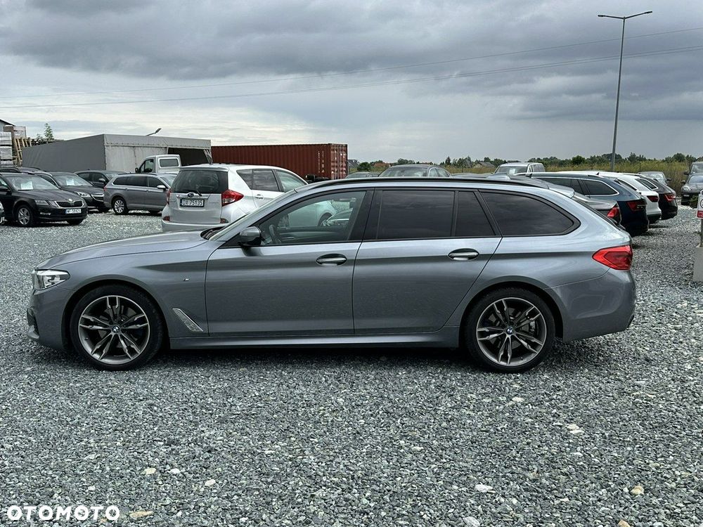 BMW Seria 5 520d Touring M Sport Edition - 9