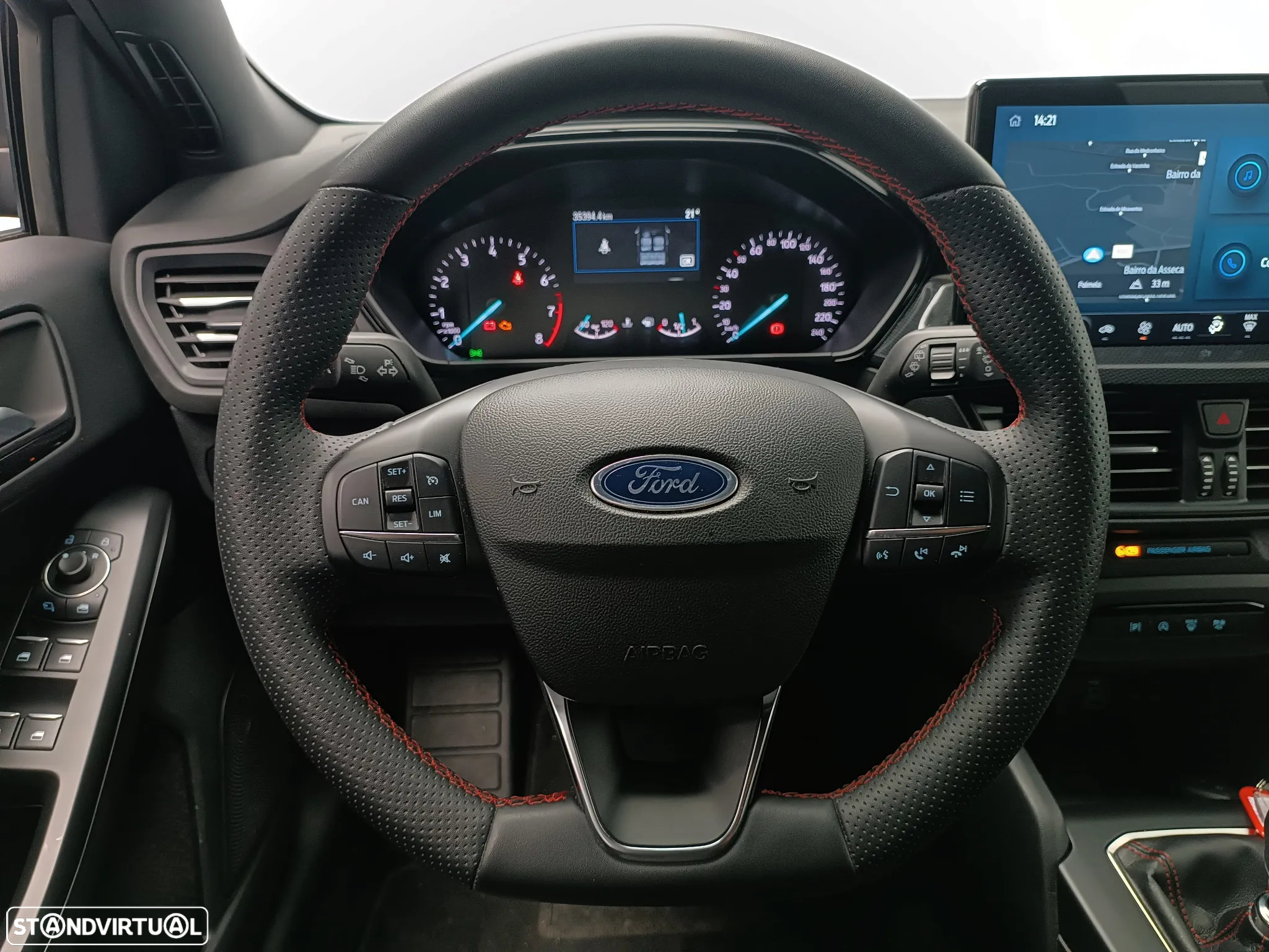 Ford Focus 1.0 EcoBoost ST-Line - 11