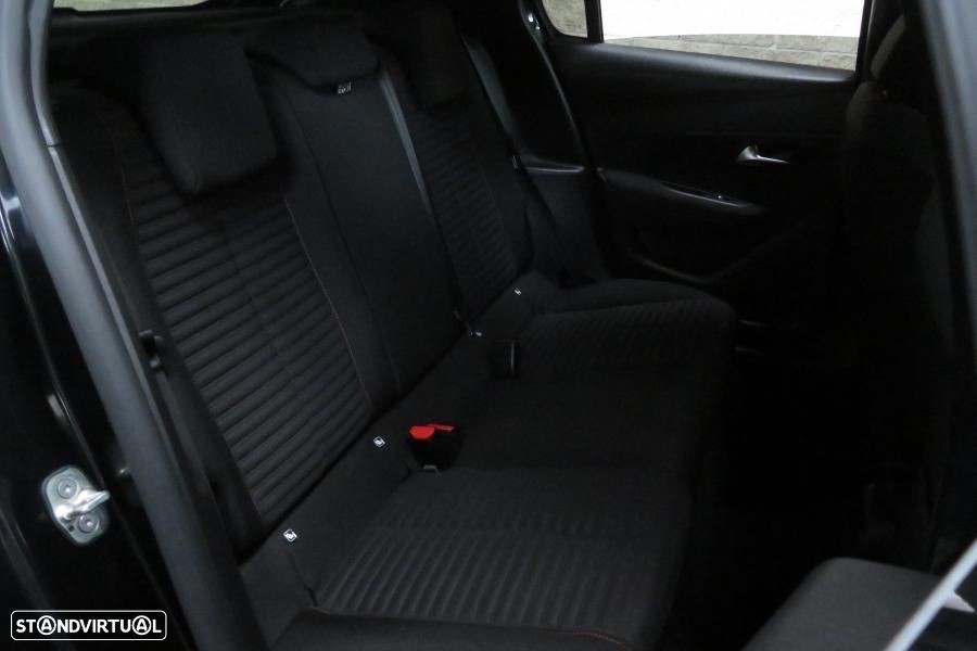 Peugeot 208 1.2 PureTech Active - 19
