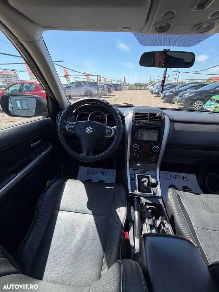 Suzuki Grand Vitara 1.9 DDIS JLX - 13