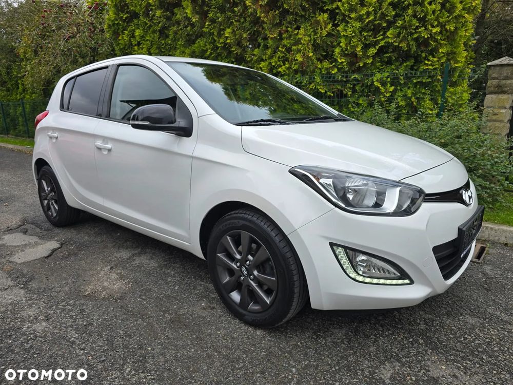 Hyundai i20 1.2 Fifa World Cup Edition - 4