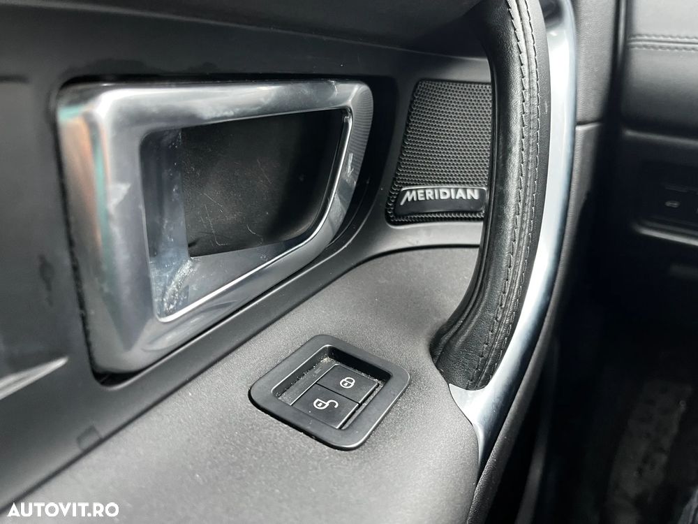 Land Rover Discovery Sport - 21