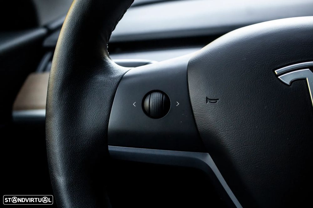 Tesla Model 3 Long Range AWD Dual Motor Performance - 12